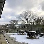 Отель Oud Holset *