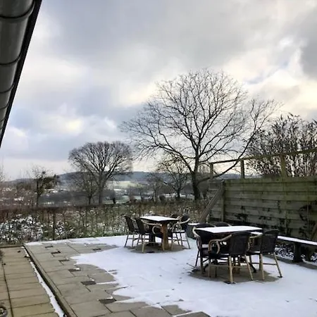 מלון Oud Holset *