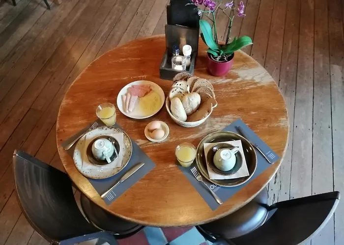 Oud Holset فندق *